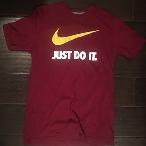 Nike shirt size large